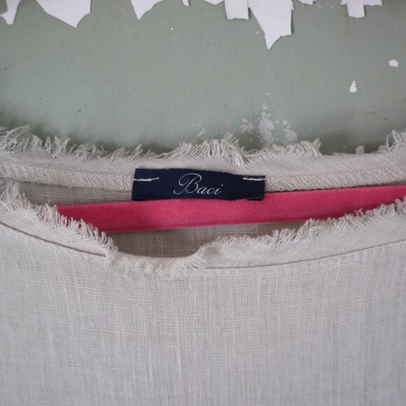 Baci Linen Dress - Picture 2 of 6